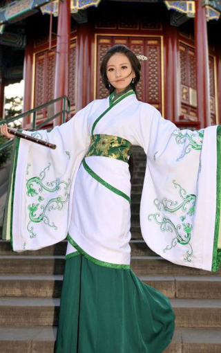 红发汉服穿搭图片女生,红发汉服穿搭图片女生头像